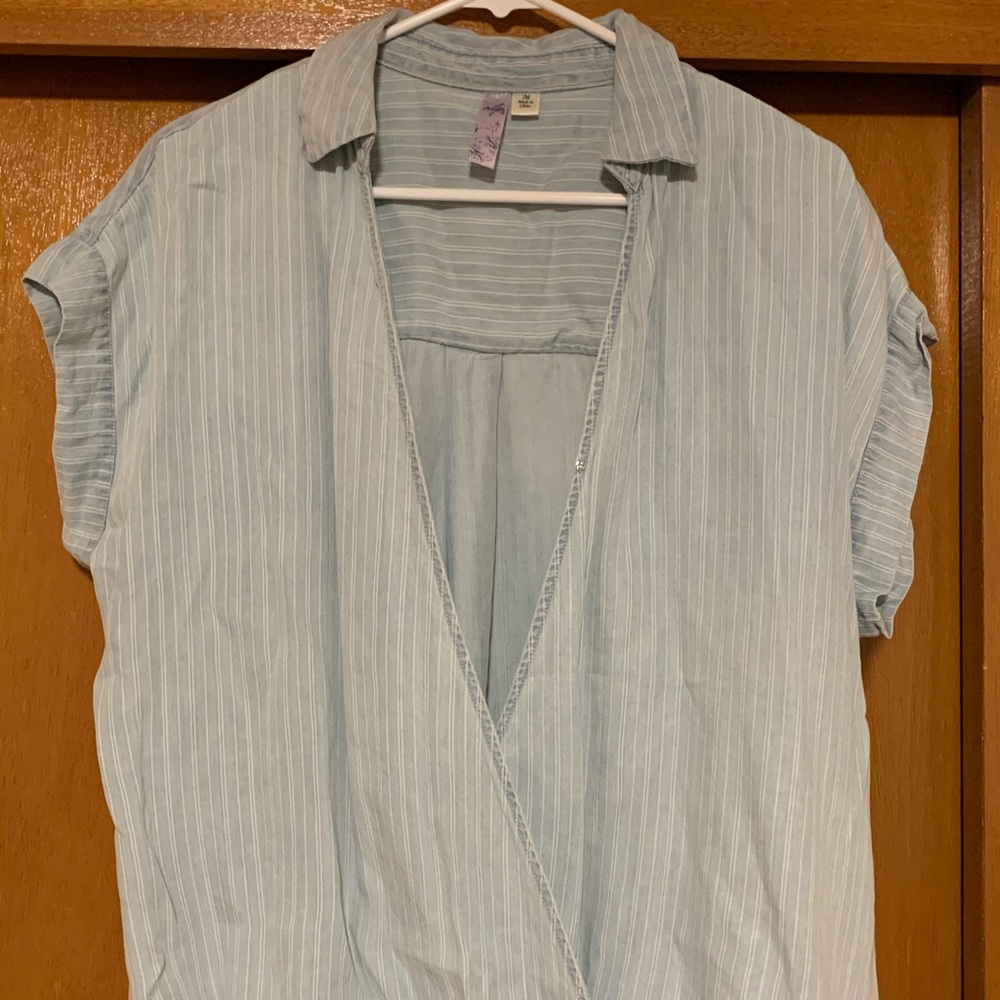 Francesca’s Denim wrap top